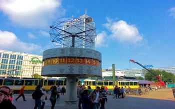 Weltzeituhr am Alexanderplatz